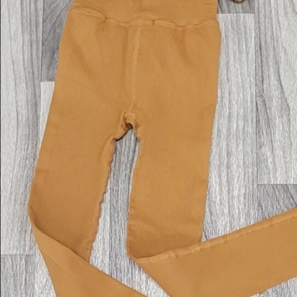 Free People Happiness Runs Leggings and Strappy Top - Picture 2 of 7